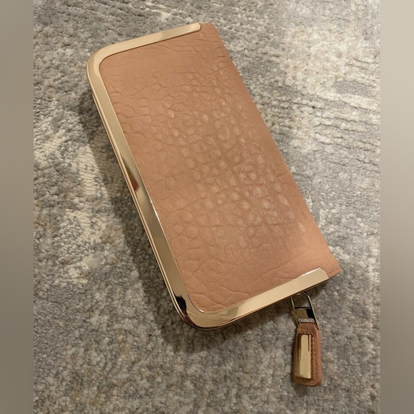 UB Urban Expression Vegan Leather Pink Gold Trenton Wallet Clutch EUC - Picture 2 of 11